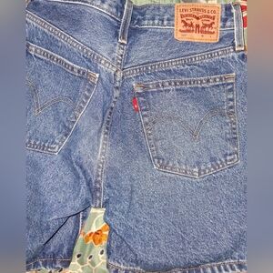 Levi's Blue Denim Shorts Size 25